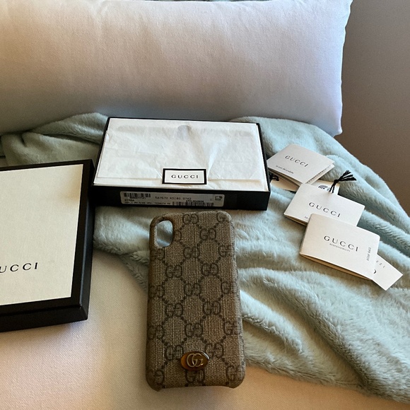 Gucci Phone case - Picture 1 of 4